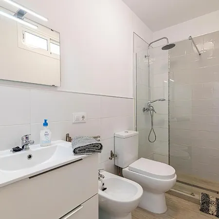 Sun View - Island Village Heights Lägenhet *